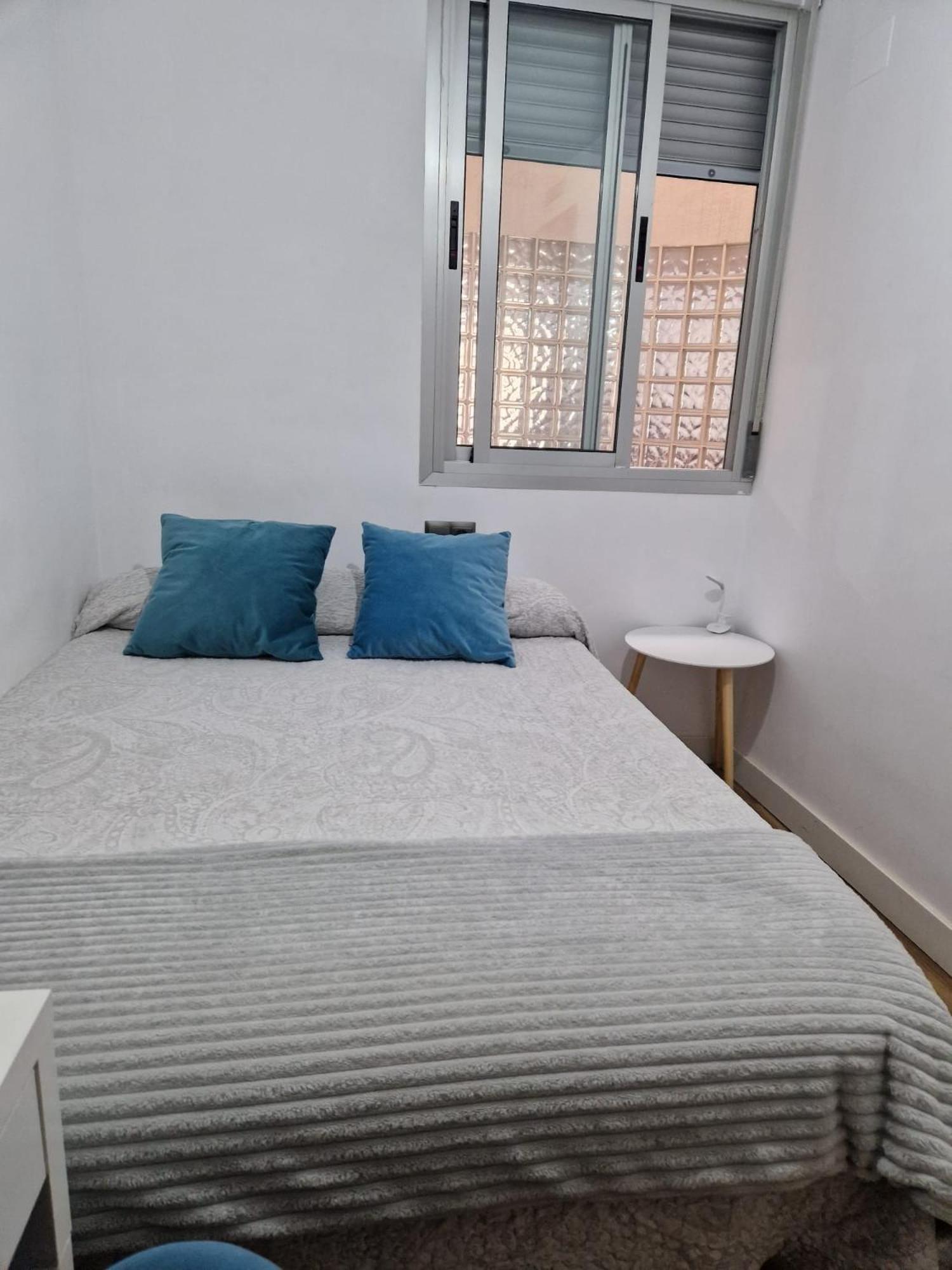 Apartmán Quarto Com Banheiro Privado Em Apartamento Familiar Alicante Exteriér fotografie