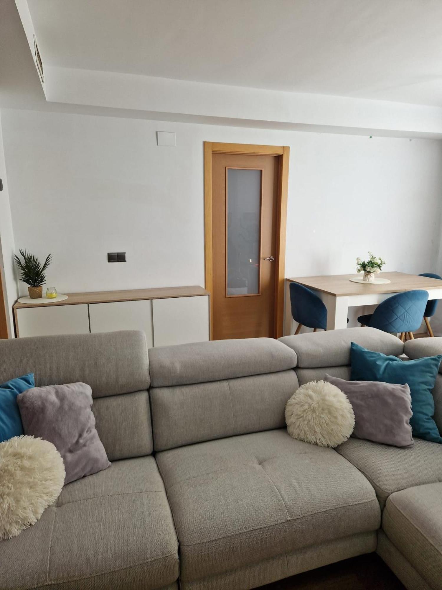 Apartmán Quarto Com Banheiro Privado Em Apartamento Familiar Alicante Exteriér fotografie