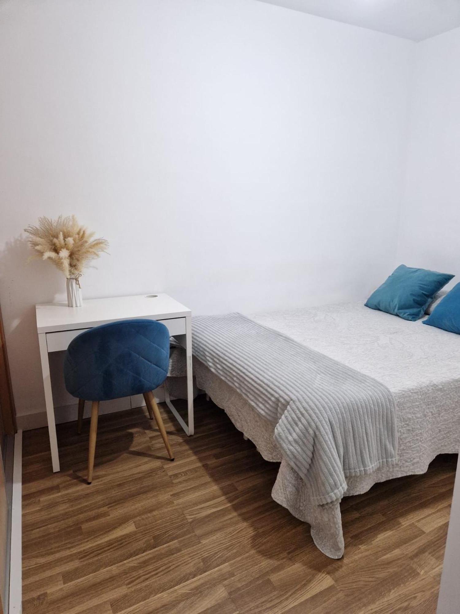 Apartmán Quarto Com Banheiro Privado Em Apartamento Familiar Alicante Exteriér fotografie